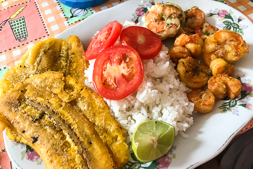 Restaurante Aquí es Alicia, Ladrilleros